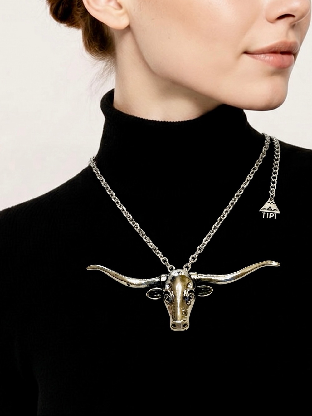 NWT Large Longhorn Pendant Steer Western Statement Necklace in Silver